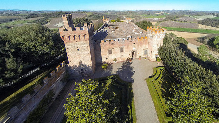 Firenze, all'asta il castello di Brunelleschi