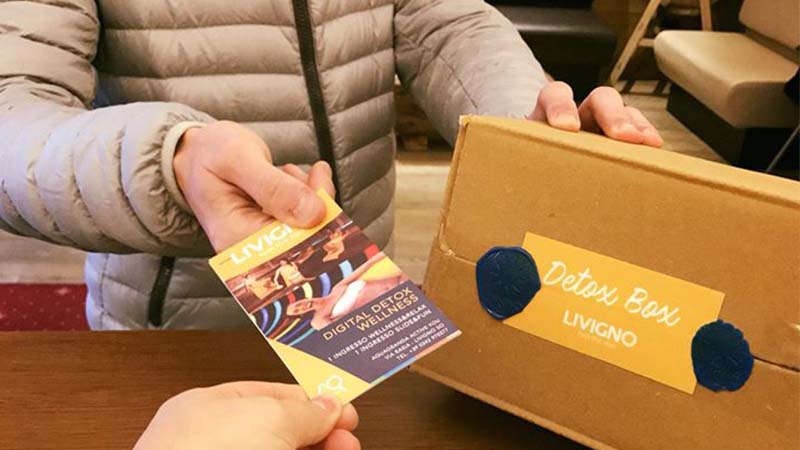 A Livigno l'hotel si paga meno se non si usa lo smartphone