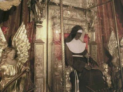 Le Reliquie Dei Santi Piu Suggestive D Italia